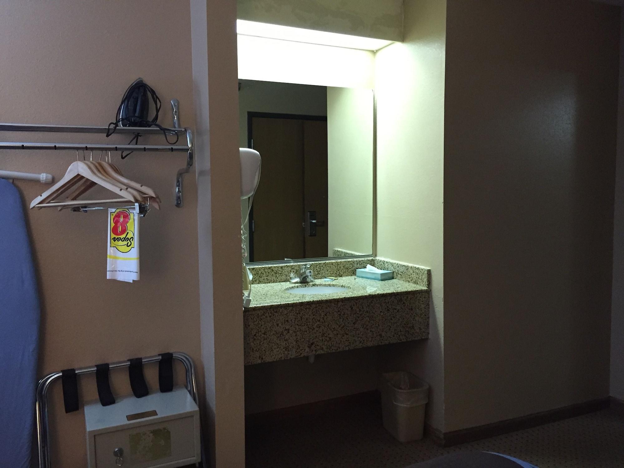 Super 8 By Wyndham Chicago O'Hare Airport Hotel Elk Grove Village Kültér fotó