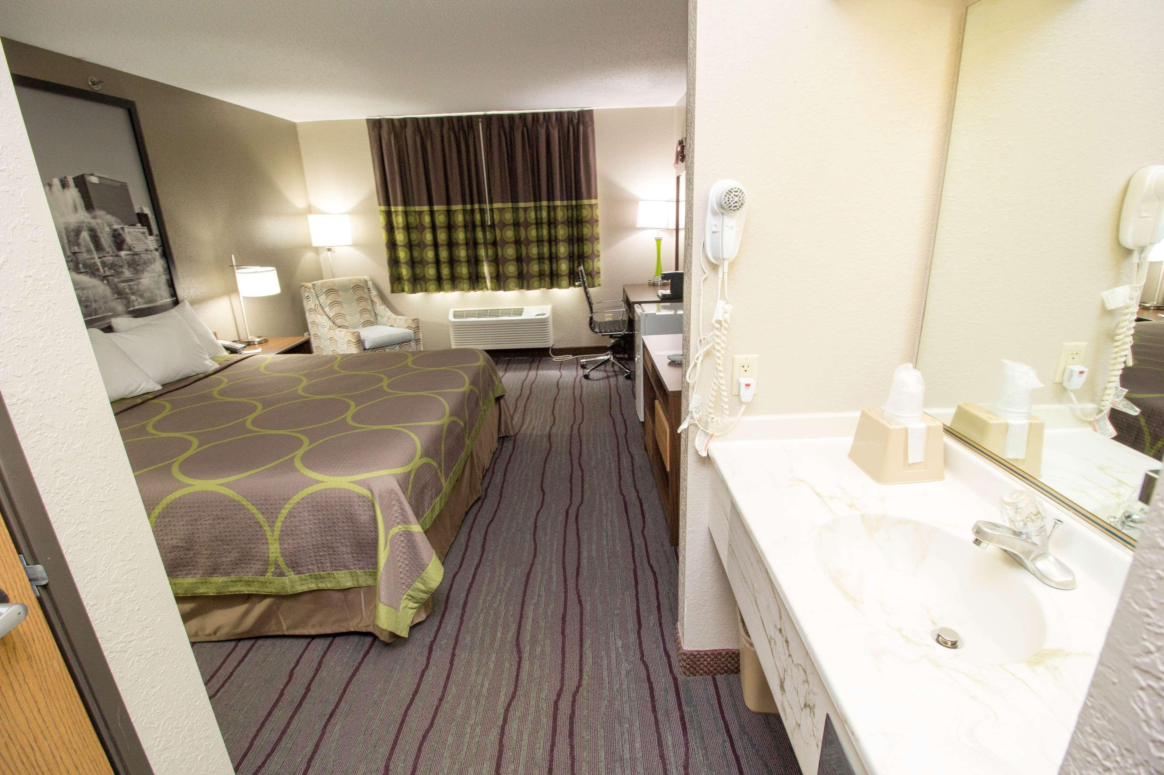 Super 8 By Wyndham Chicago O'Hare Airport Hotel Elk Grove Village Kültér fotó