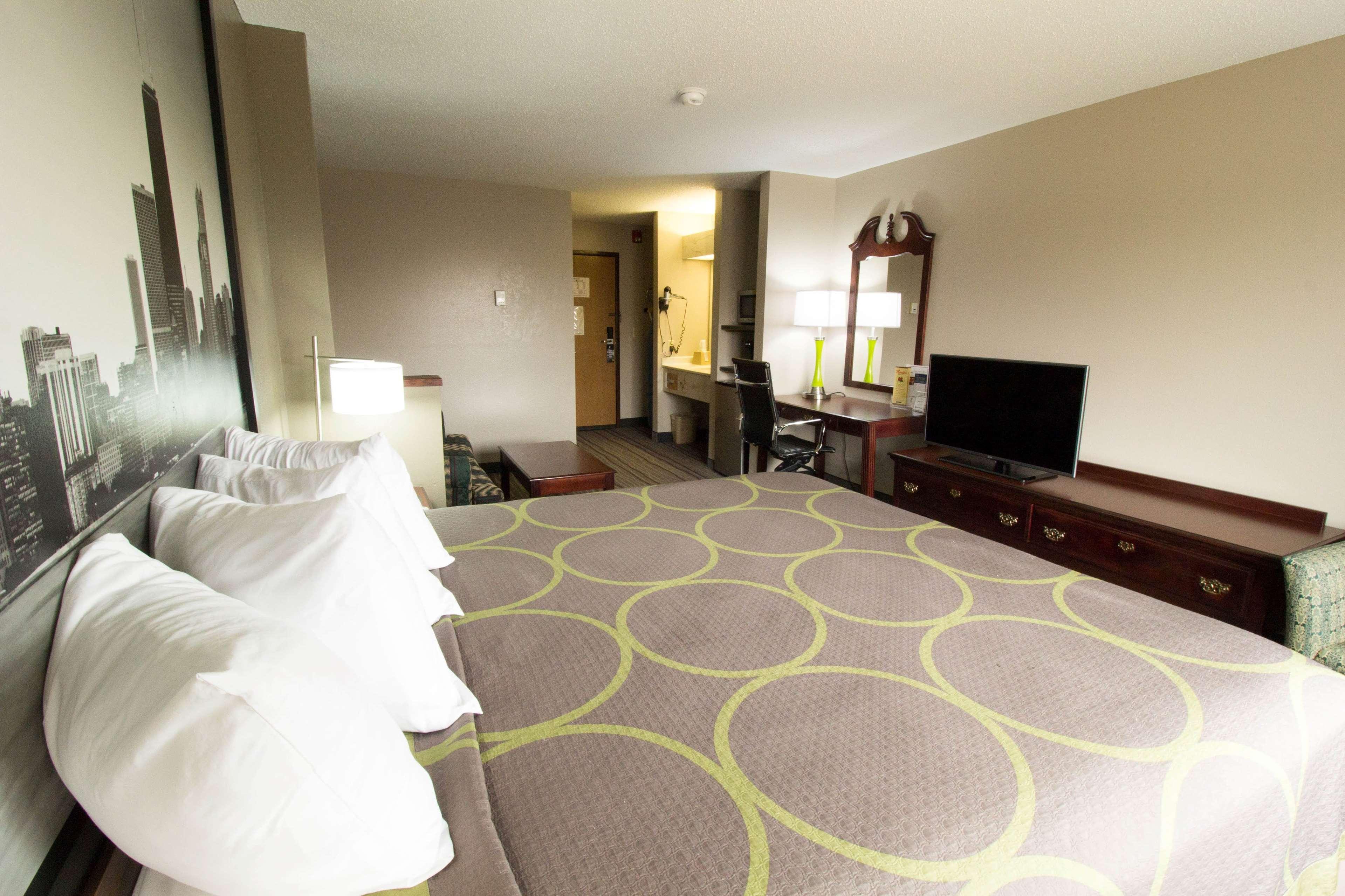 Super 8 By Wyndham Chicago O'Hare Airport Hotel Elk Grove Village Kültér fotó